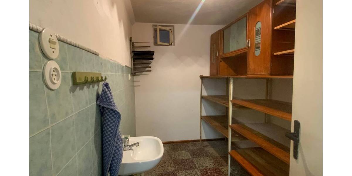 Einfamilienhaus Kölleda Battgendorf - 5 Zimmer, 190 m&sup2;, 99.000&euro; | Angebot:25679757