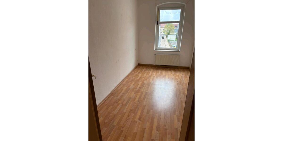 Etagenwohnung Lehesten - 4 Zimmer, 92 m&sup2;, 500&euro; | Angebot:26528411