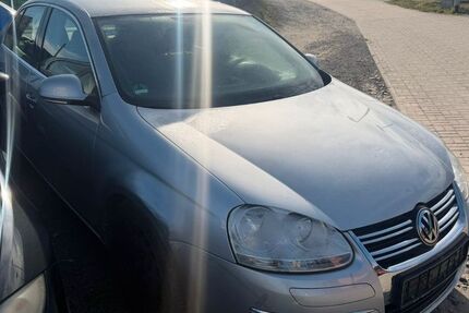 VW Jetta 107.000 km 990 &euro; Jena 07751