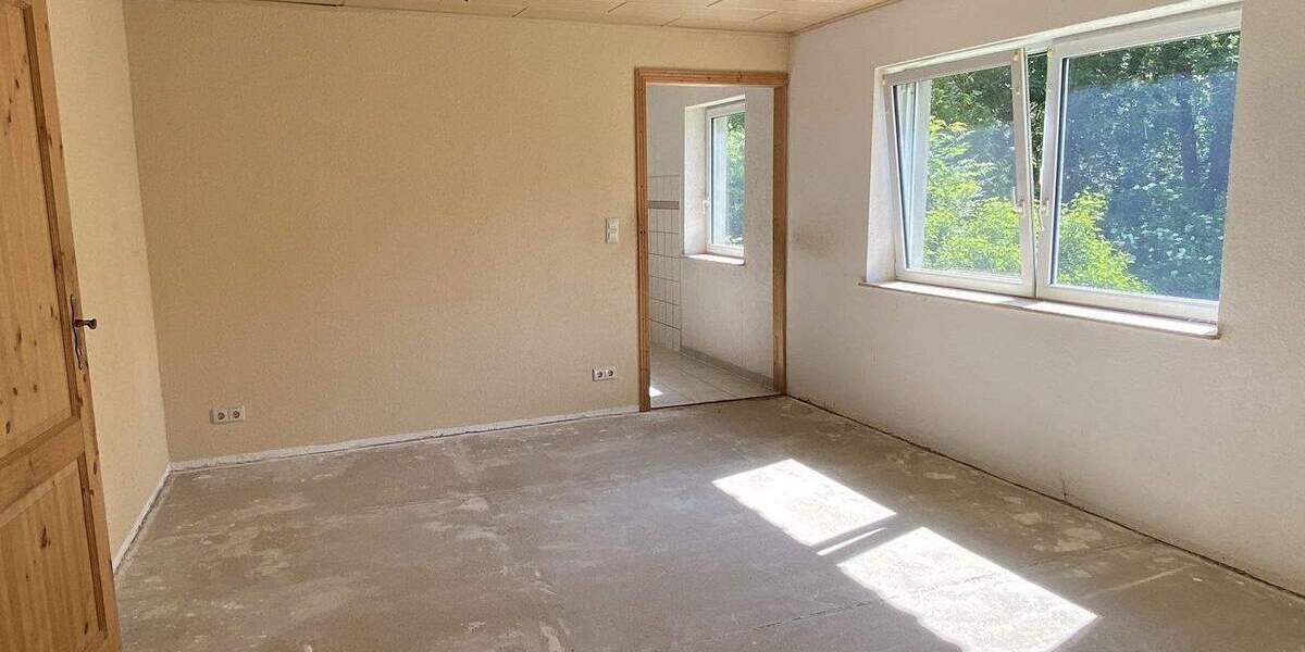 Einfamilienhaus Schmiedehausen - 4 Zimmer, 18 m&sup2;, 49.000&euro; | Angebot:25668328
