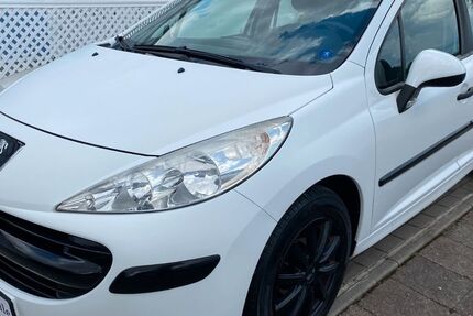 Peugeot 207 153.000 km 2.500 &euro; Orlishausen 99610