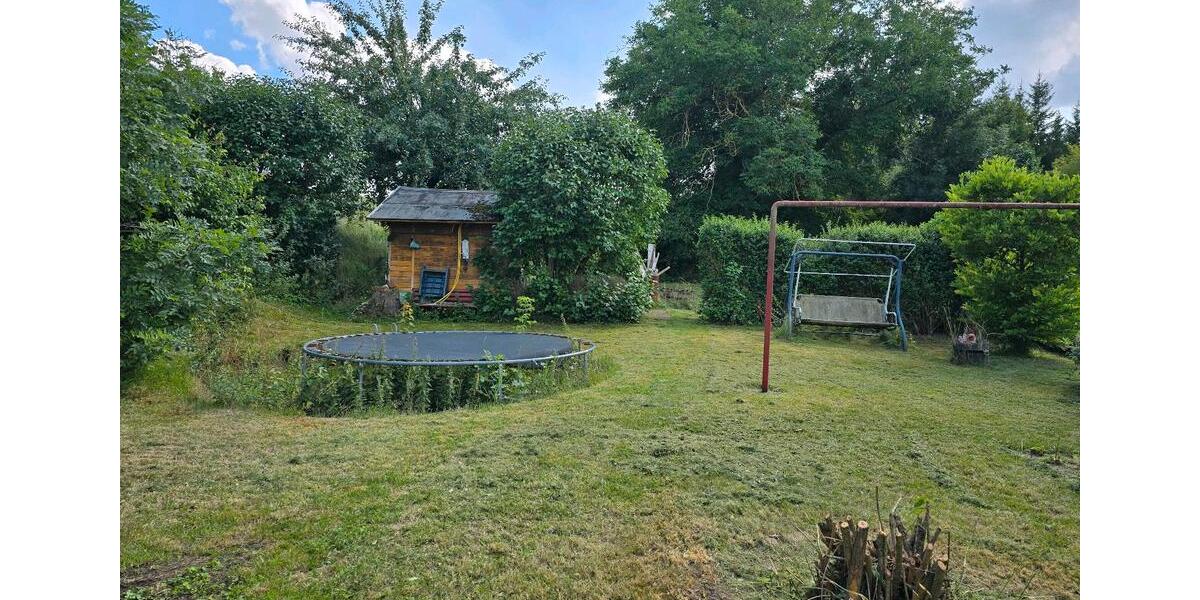Einfamilienhaus Eckartsberga - 7 Zimmer, 130 m&sup2;, 90.000&euro; | Angebot:23847534