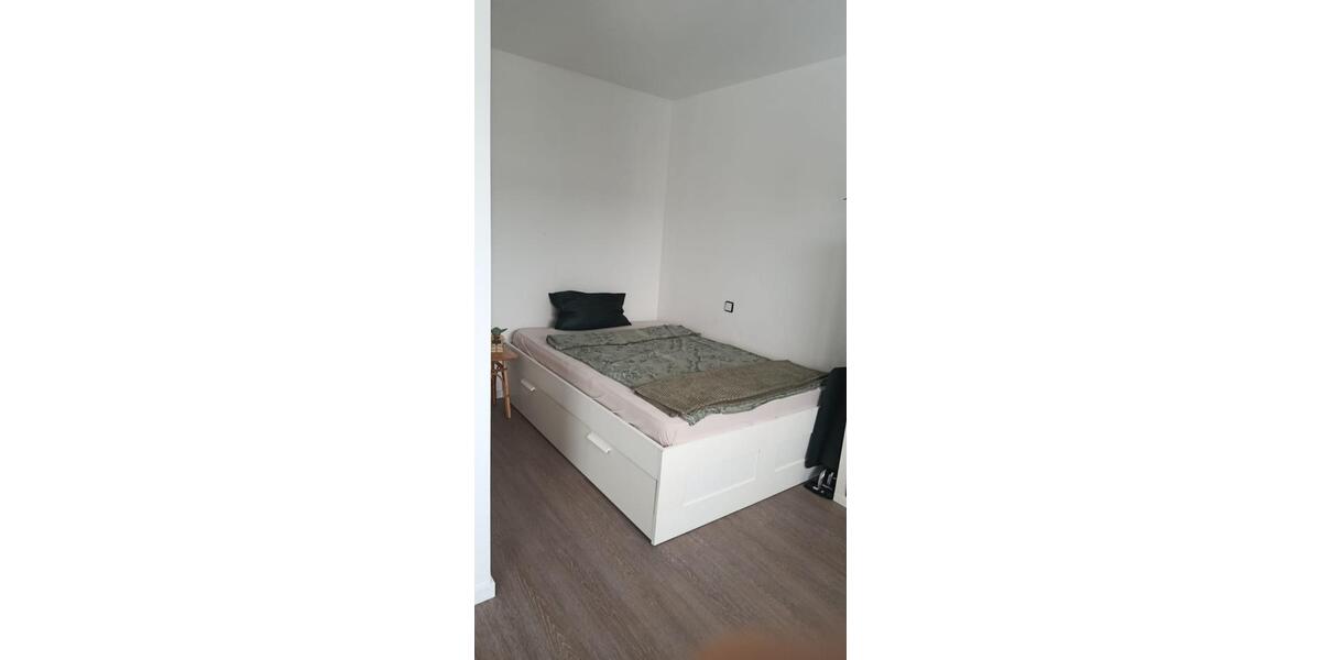Etagenwohnung Jena Kernberge - 1 Zimmer, 42 m&sup2;, 415&euro; | Angebot:26051118