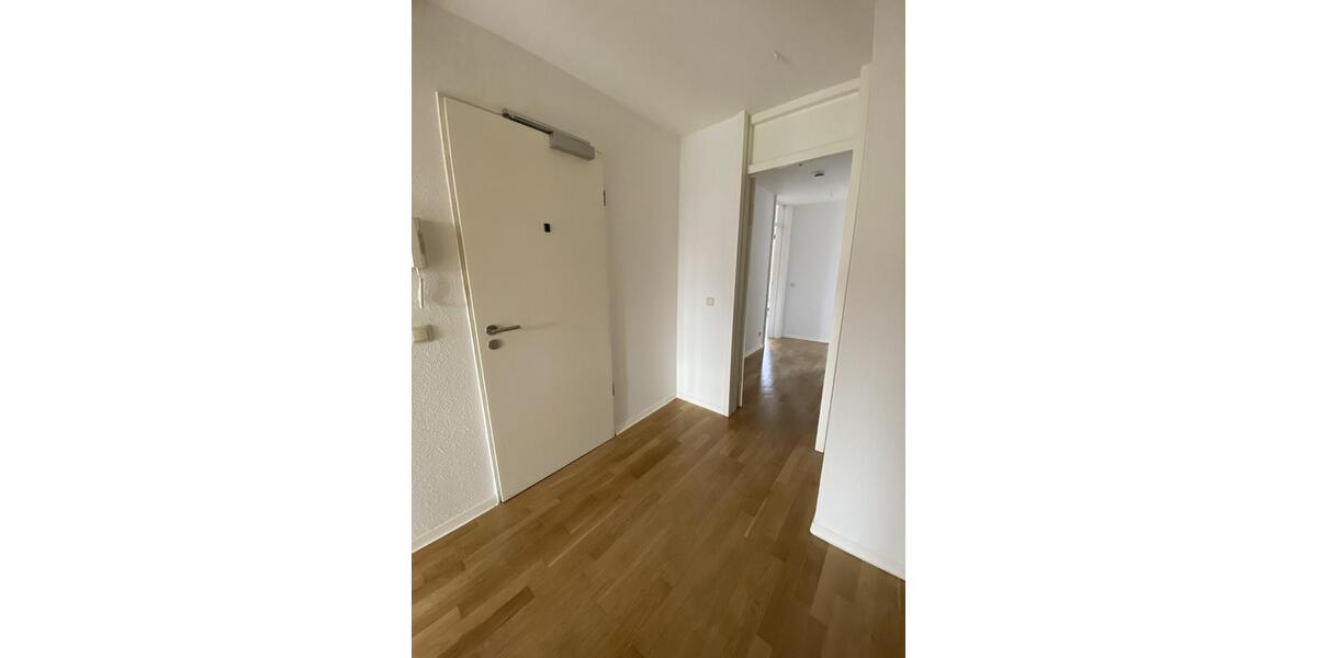 Etagenwohnung Erfurt - 3 Zimmer, 110 m&sup2;, 1.215&euro; | Angebot:25750358