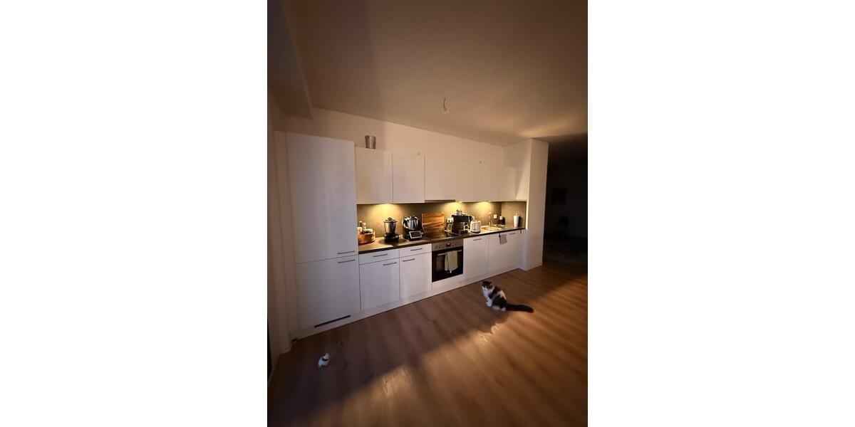 Etagenwohnung Erfurt - 4 Zimmer, 120 m&sup2;, 933&euro; | Angebot:25805244