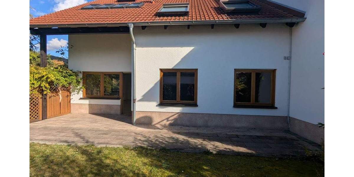 Etagenwohnung Jena Wogau - 3 Zimmer, 99 m&sup2;, 280.000&euro; | Angebot:25695953
