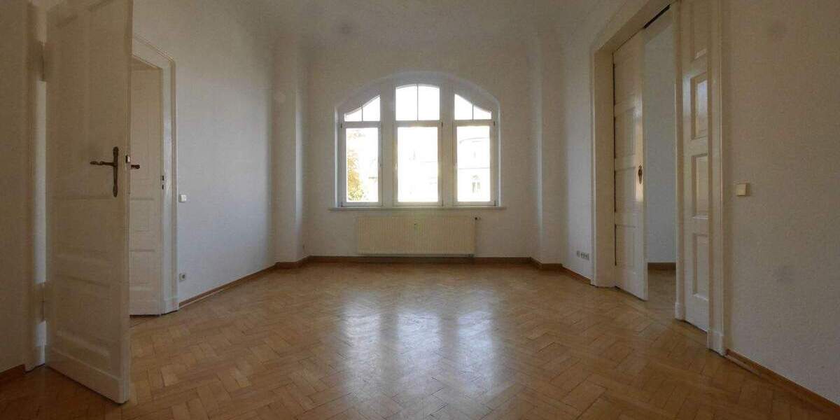 Etagenwohnung Weimar Westvorstadt - 3 Zimmer, 103 m&sup2;, 855&euro; | Angebot:25769249