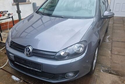 VW Golf 107.000 km 5.000 &euro; Lindig 07768