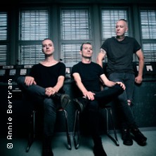 Solar Fake - Silenced Acoustic Tour 2027 16.01.2027 ZENTRALHEIZE