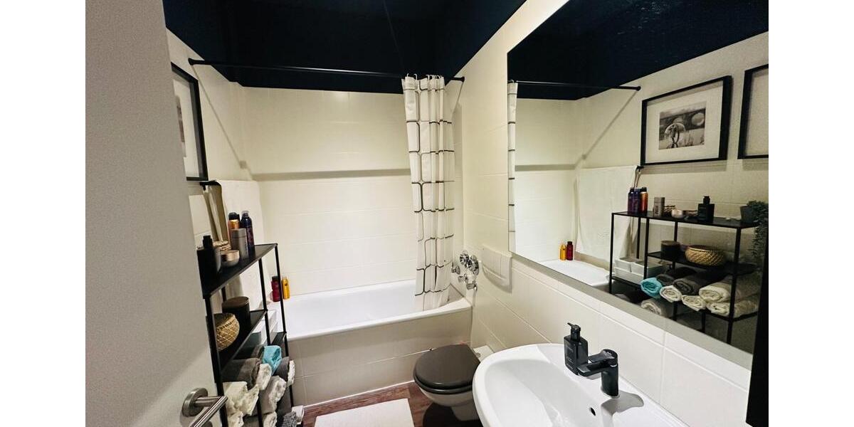 Hochparterre Erfurt - 2 Zimmer, 42 m&sup2;, 720&euro; | Angebot:25872430