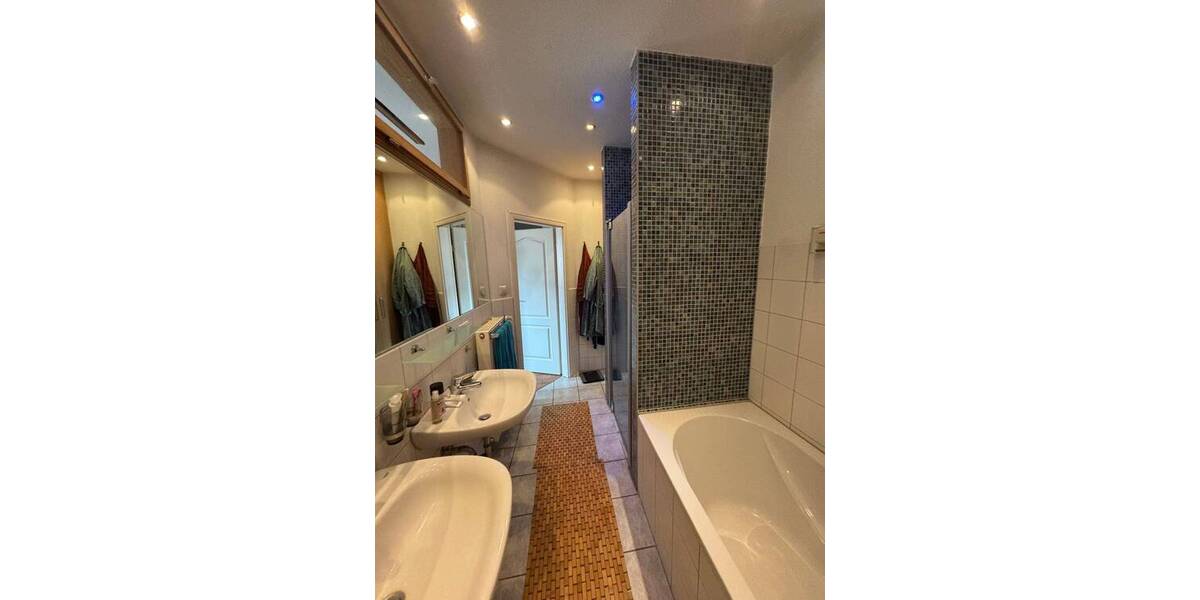 Etagenwohnung Weimar Altstadt - 4 Zimmer, 132 m&sup2;, 480.000&euro; | Angebot:25672561