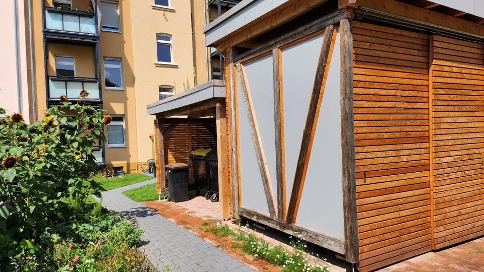 Dachgeschoßwohnung Erfurt Johannesplatz - 4 Zimmer, 130 m&sup2;, 1.300&euro; | Angebot:26619946