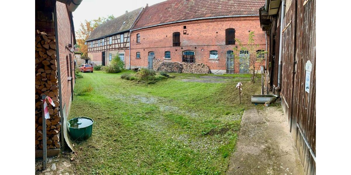 Bauernhaus, Landhaus Apolda - 7 Zimmer, 148 m&sup2;, 250.000&euro; | Angebot:26837232