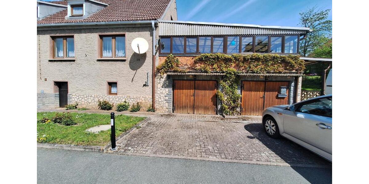 Doppelhaushälfte Bucha - 4 Zimmer, 90 m&sup2;, 180.000&euro; | Angebot:26603868