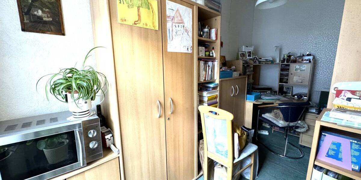 Mehrfamilienhaus, Wohnhaus Rudolstadt Zentrum - 7 Zimmer, 180 m&sup2;, 165.000&euro; | Angebot:25676529