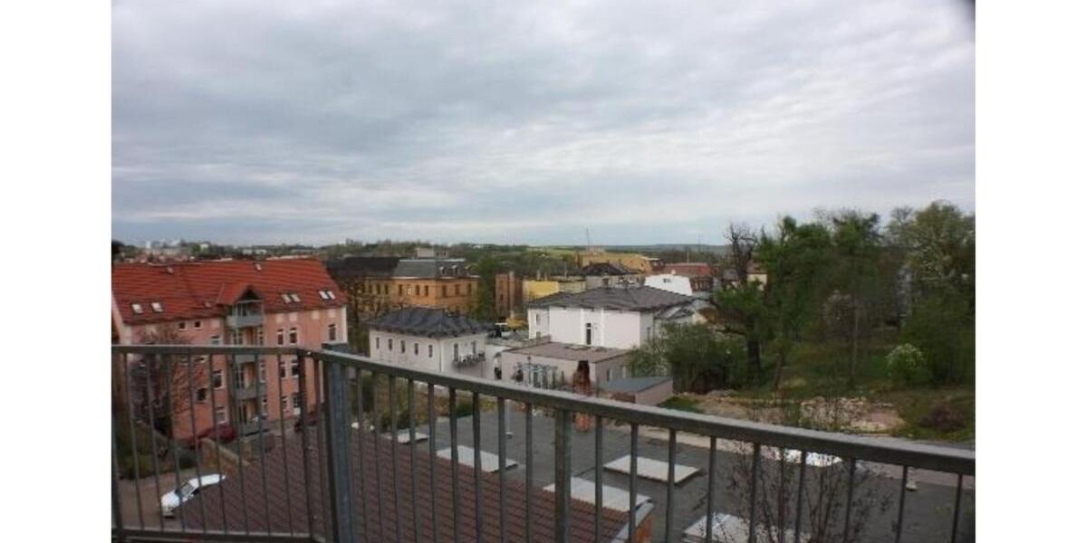 Dachgeschoßwohnung Apolda - 4 Zimmer, 900&euro; | Angebot:20274882