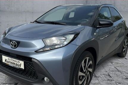 Toyota Aygo (X) 40.098 km 14.806 &euro; Erfurt 99085