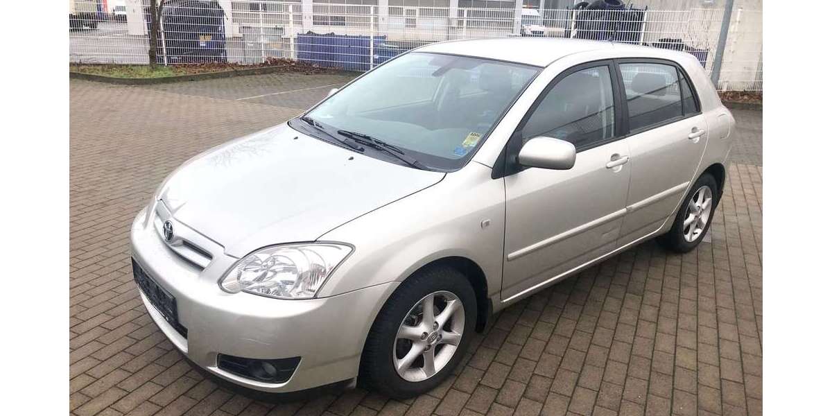Toyota Corolla 53.000 km 5.800 &euro; Erfurt 99086