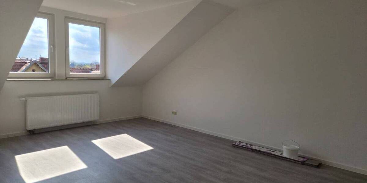 Etagenwohnung Apolda - 3 Zimmer, 92 m&sup2;, 795&euro; | Angebot:26594984
