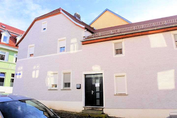 Einfamilienhaus Buttstädt - 6 Zimmer, 178 m&sup2;, 129.000&euro; | Angebot:25403457