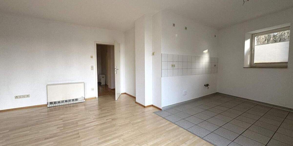 Etagenwohnung Kapellendorf - 3 Zimmer, 80 m&sup2;, 787&euro; | Angebot:25727753