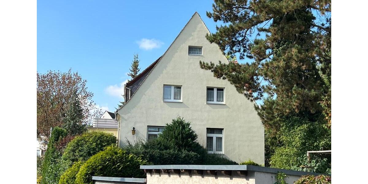 Einfamilienhaus Jena - 9 Zimmer, 225 m&sup2;, 620.000&euro; | Angebot:26050288