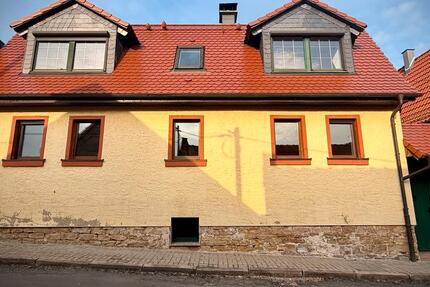 Haus Am Ettersberg - 6 Zimmer, 180 m&sup2;, 135.000&euro; | Angebot:23810796