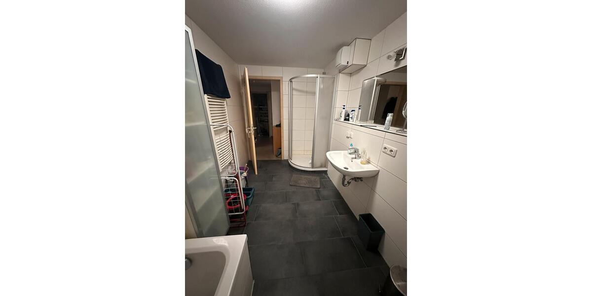 Erdgeschoßwohnung Jena Burgau - 1 Zimmer, 80 m&sup2;, 400&euro; | Angebot:25968242