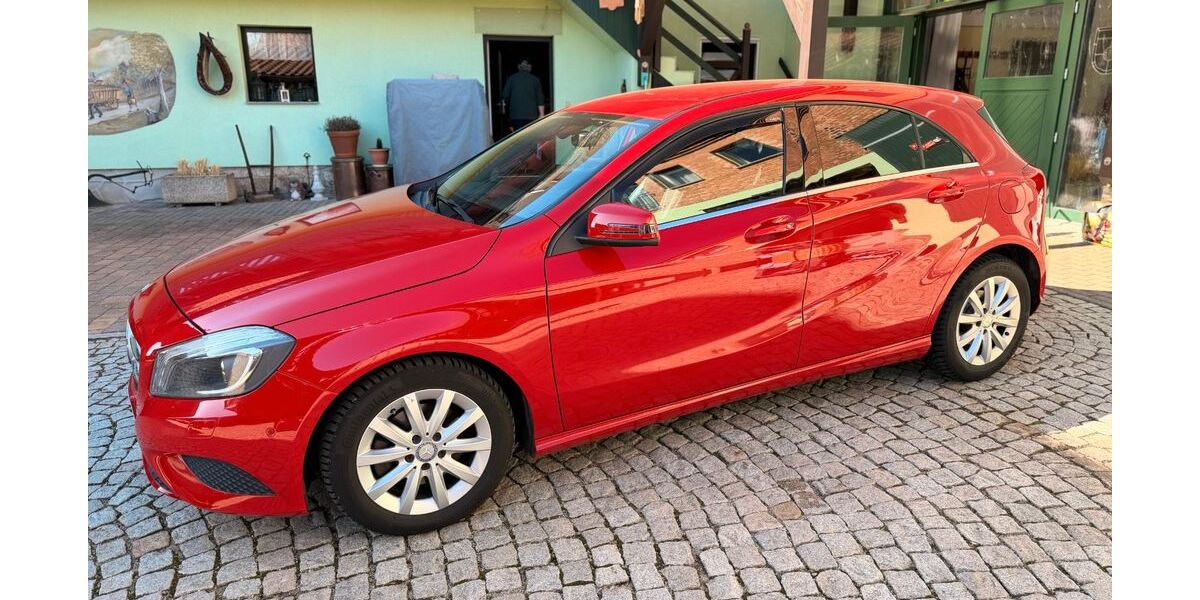Mercedes-Benz A 200 112.000 km 10.990 &euro; Oßmannstedt 99510