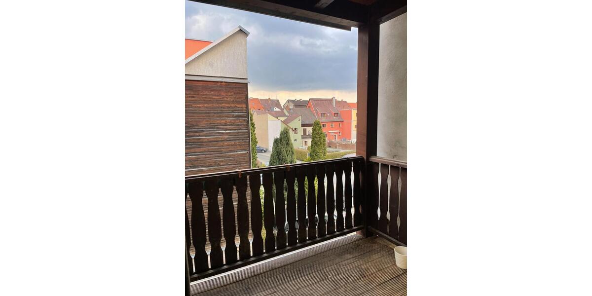 Etagenwohnung Kahla - 3 Zimmer, 66 m&sup2;, 450&euro; | Angebot:25407540