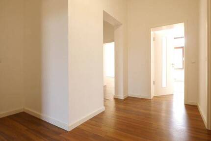 Wohnung Weimar Nordvorstadt - 3 Zimmer, 120 m&sup2;, 1.080&euro; | Angebot:26080045