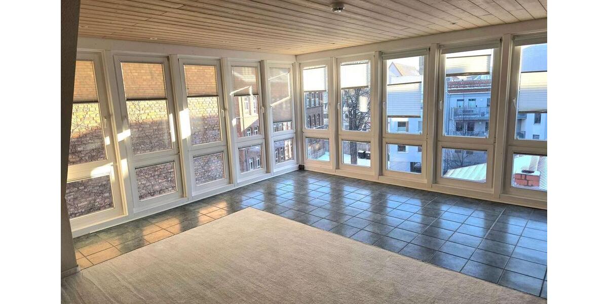 Etagenwohnung Erfurt - 2 Zimmer, 129 m&sup2;, 1.490&euro; | Angebot:24750428