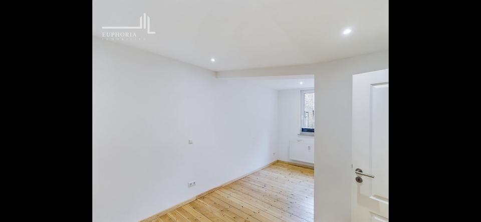 Etagenwohnung Weimar - 2 Zimmer, 78 m&sup2;, 1.300&euro; | Angebot:26605346