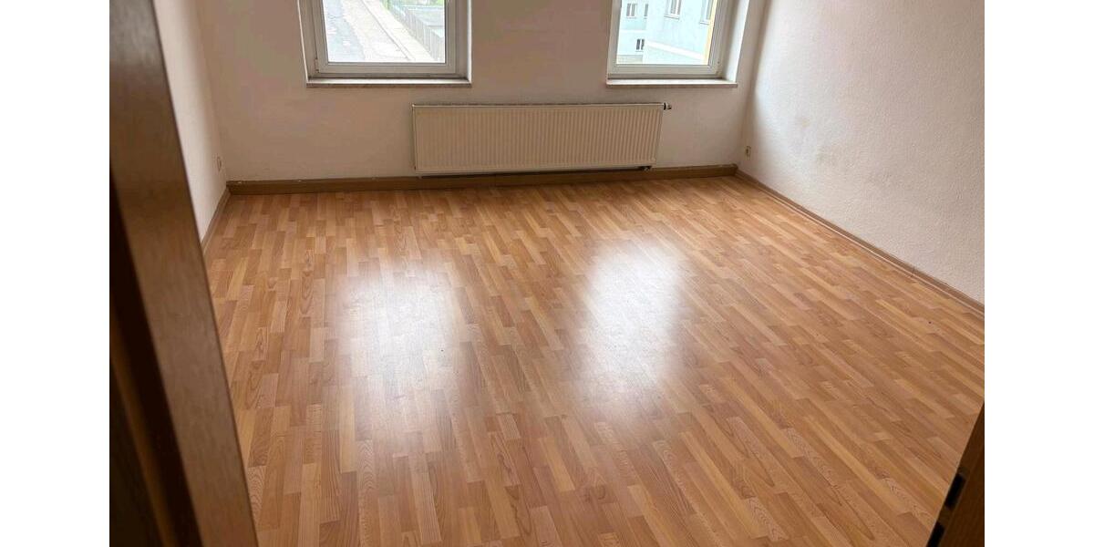 Etagenwohnung Lehesten - 4 Zimmer, 92 m&sup2;, 500&euro; | Angebot:26528411