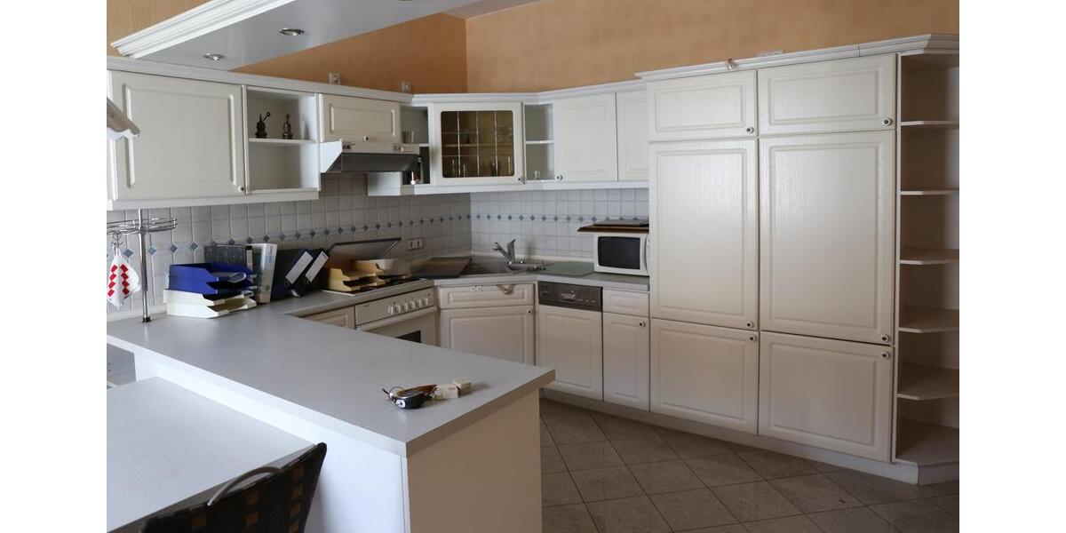 Reihenhaus Apolda - 9 Zimmer, 200 m&sup2;, 450.000&euro; | Angebot:22986914