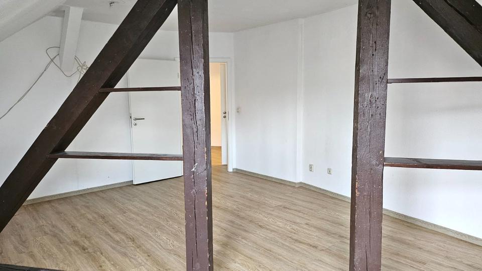 Dachgeschoßwohnung Erfurt Johannesvorstadt - 3 Zimmer, 95 m&sup2;, 740&euro; | Angebot:25539498