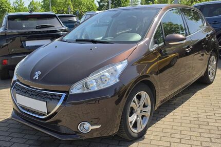 Peugeot 208 97.000 km 5.489 &euro; Weimar 99425