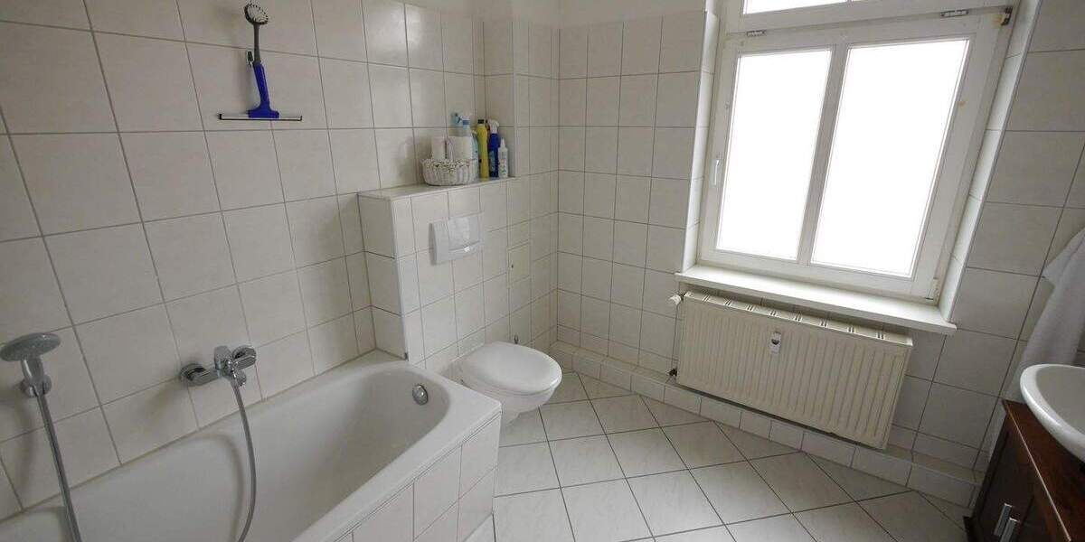 Etagenwohnung Weimar Altstadt - 2 Zimmer, 63 m&sup2;, 555&euro; | Angebot:26091986