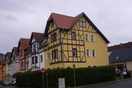 Haus Kahla - 8 Zimmer, 175 m&sup2;, 345.000&euro; | Angebot:25664921