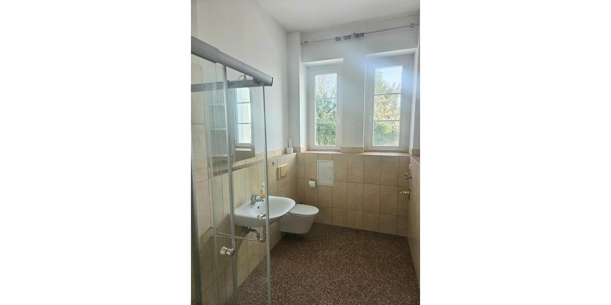Hochparterre Jena - 2 Zimmer, 71 m&sup2;, 750&euro; | Angebot:24784344