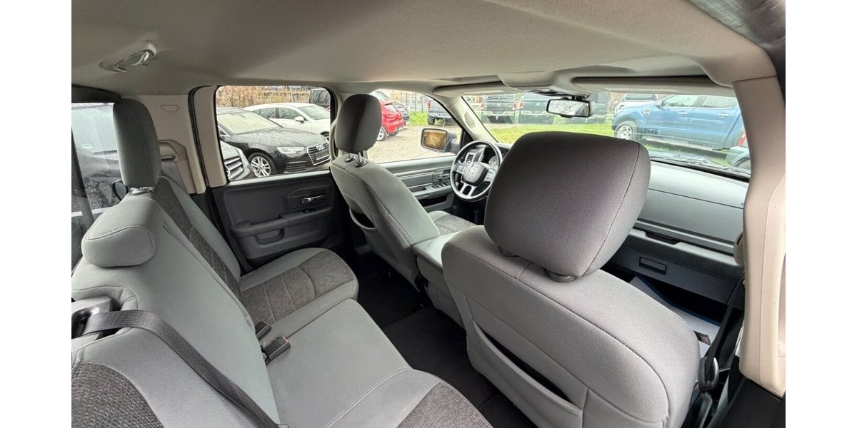 Dodge RAM 1500 5,7 HEMI 4+4 6 Sitzer 142.000 km 17.999 &euro; Rudolstadt 07407