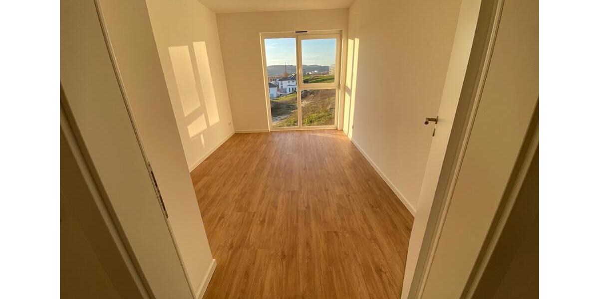 Etagenwohnung Bucha - 4 Zimmer, 108 m&sup2;, 1.300&euro; | Angebot:26194195