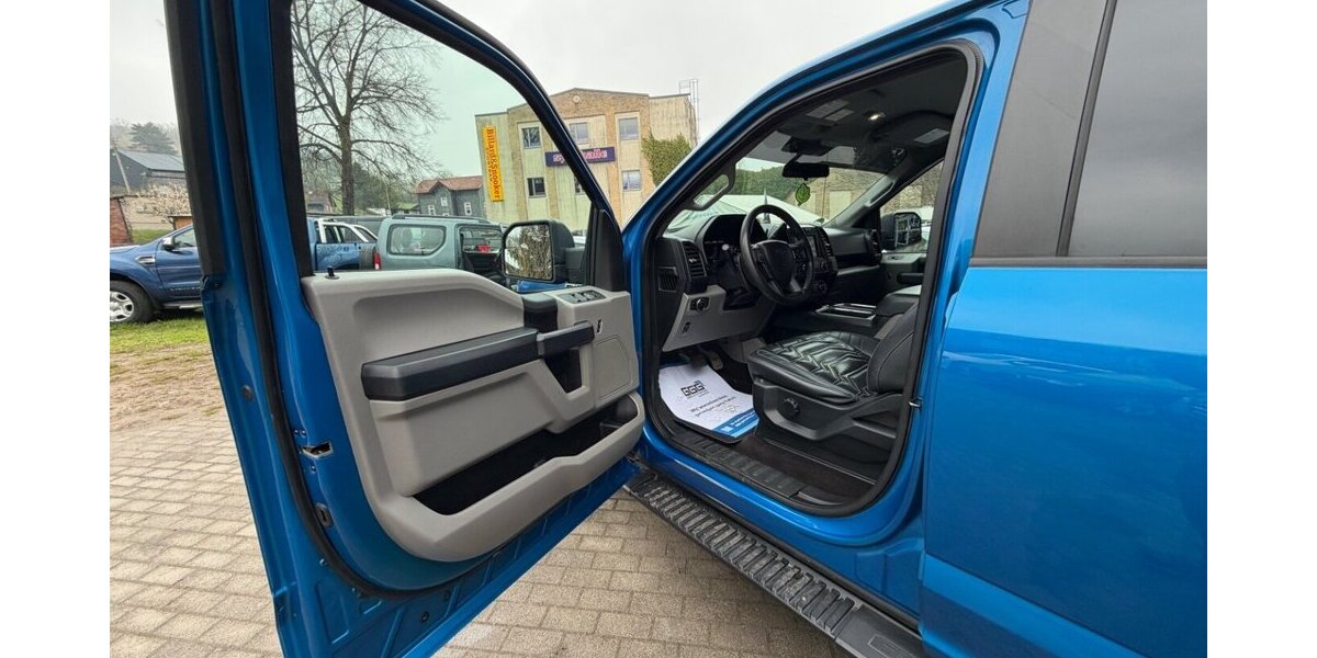 Ford F 150 STX 4+4 LEDER NAVI 20 ZOLL FELGEN 133.800 km 27.500 &euro; Rudolstadt 07407