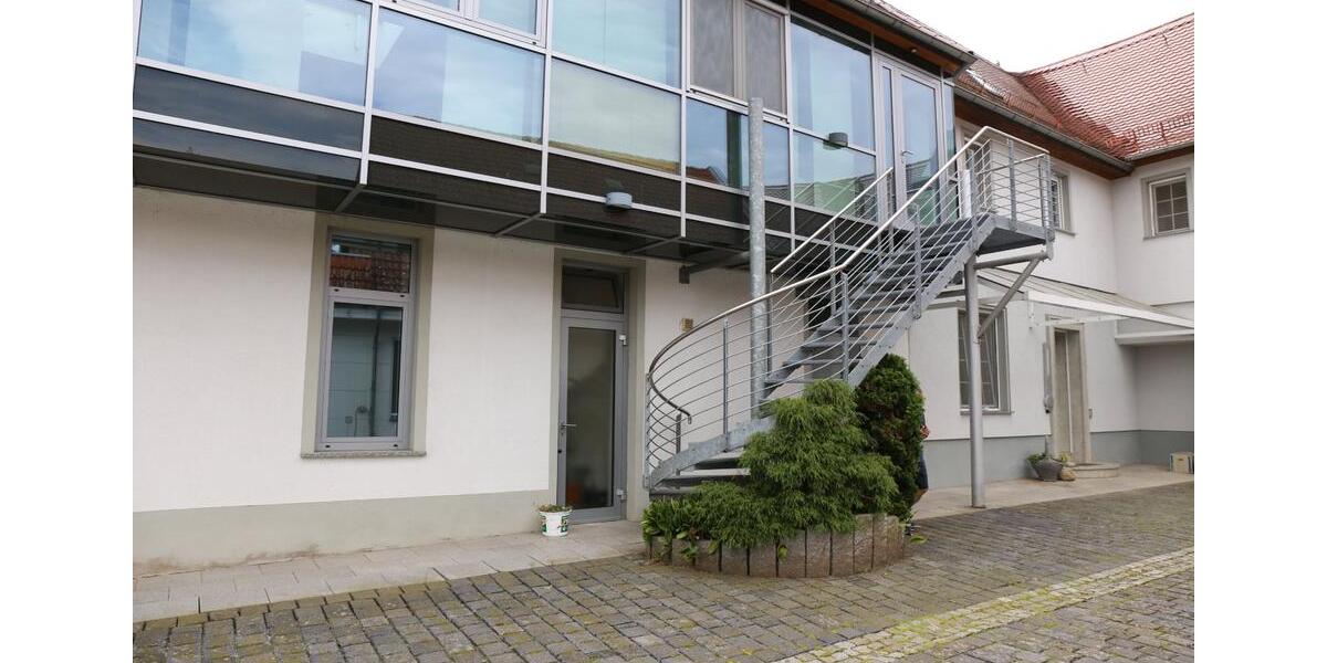 Reihenhaus Apolda - 9 Zimmer, 200 m&sup2;, 450.000&euro; | Angebot:22986914