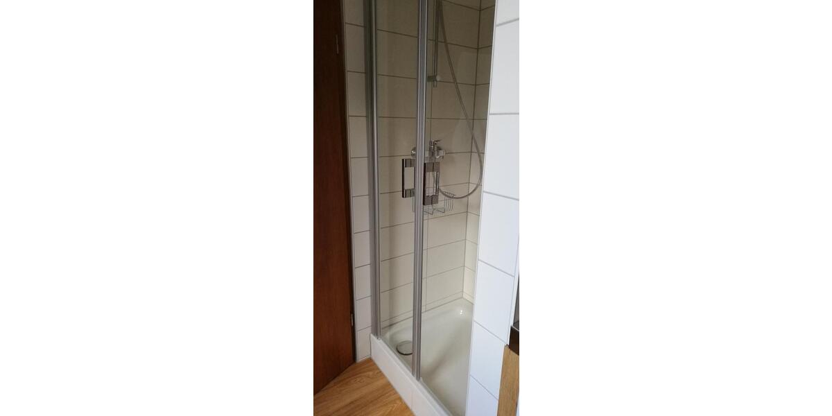 Etagenwohnung Apolda - 1 Zimmer, 18 m&sup2;, 280&euro; | Angebot:26051120
