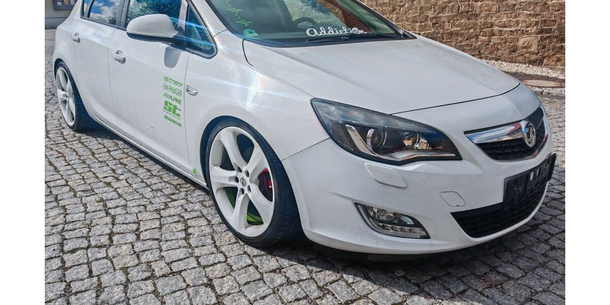 Opel Astra 180.000 km 2.490 &euro; Umpferstedt 99441