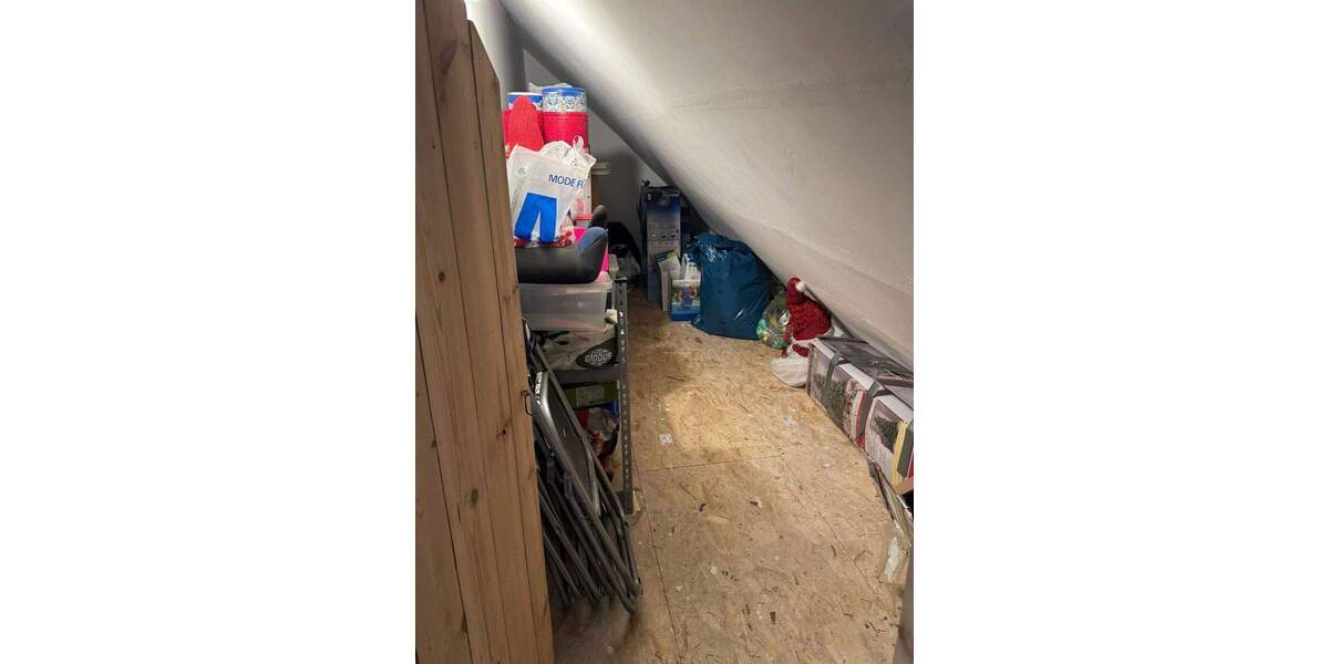 Einfamilienhaus Erfurt Töttelstädt - 9 Zimmer, 175 m&sup2;, 360.000&euro; | Angebot:25685659