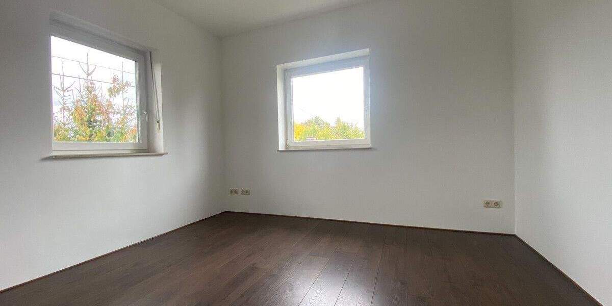 Mehrfamilienhaus, Wohnhaus Jenalöbnitz / Krippendorf Krippendorf - 950.000&euro; | Angebot:25669125