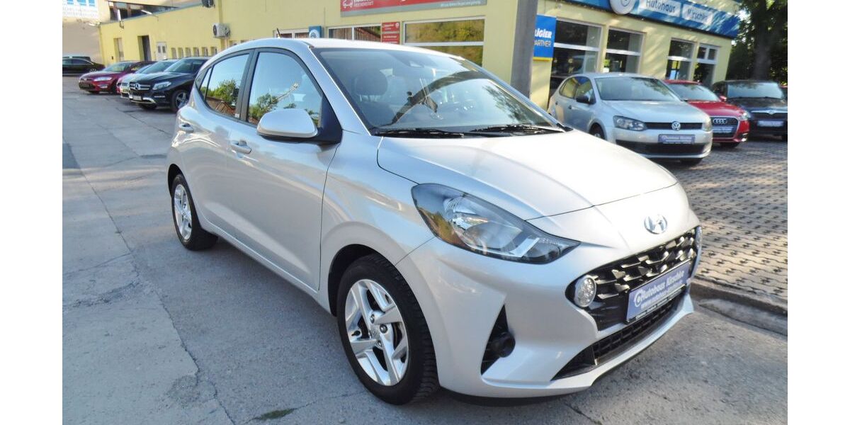 Hyundai i10 28.500 km 13.400 &euro; Amt Wachsenburg OT: Ichtershausen 99334