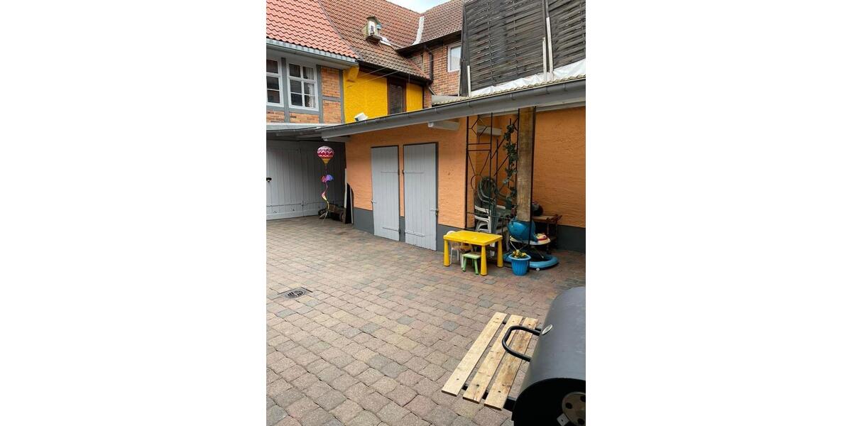 Mehrfamilienhaus, Wohnhaus Buttstädt - 250.000&euro; | Angebot:18851276